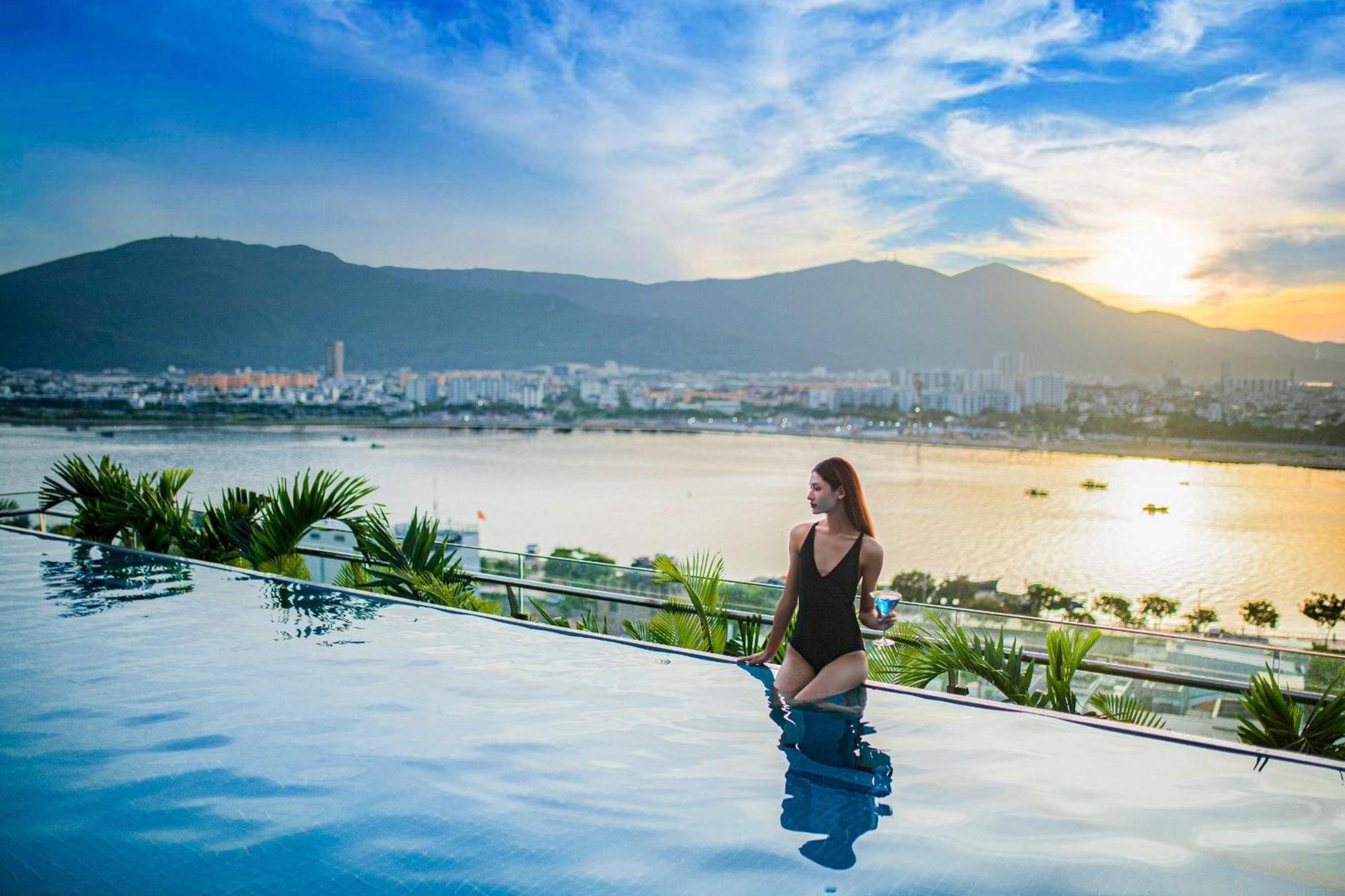 New Orient Hotel Da Nang Zewnętrze zdjęcie